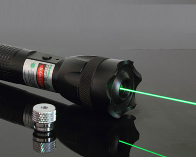(image for) 200mW Burning Green Laser Pointer - Click Image to Close