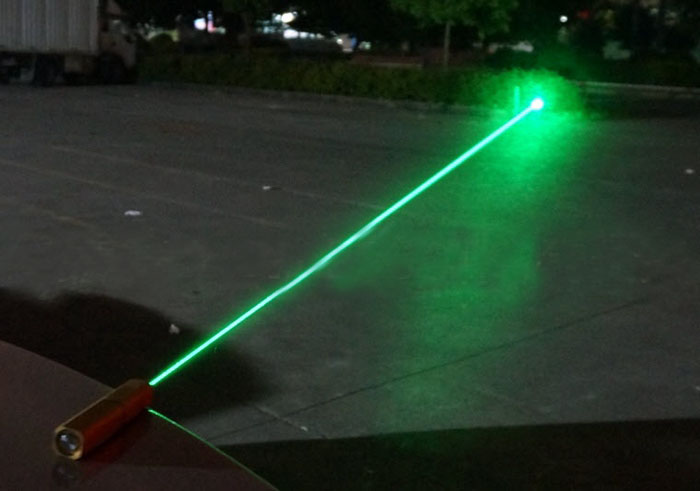 (image for) Non Lethal Green Laser Dazzler Self Defense Flashlight