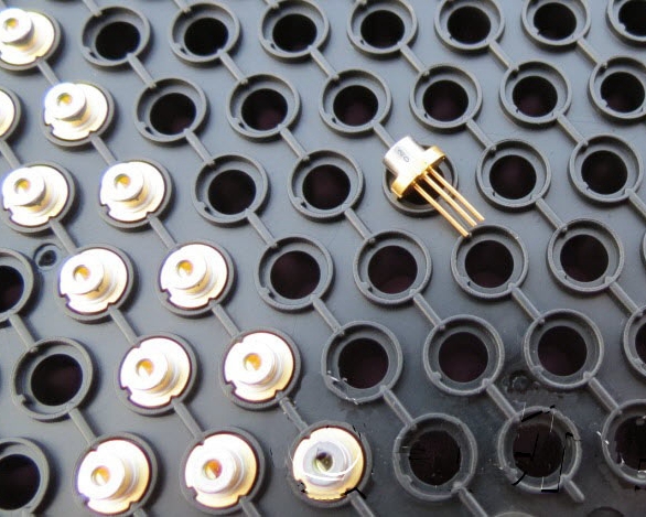 New Osram PL-TB450B 1600mW 1.6W 450nm Blue Laser Diode New Osram PL-TB450B 1600mW 1.6W 450nm Blue Laser Diode